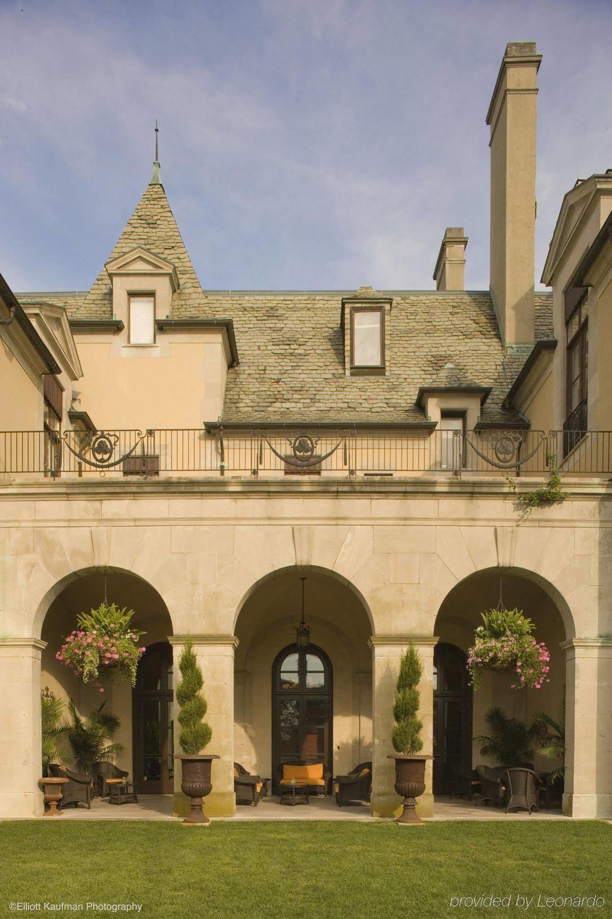 Oheka Castle Hotel & Estate Huntington Exterior photo